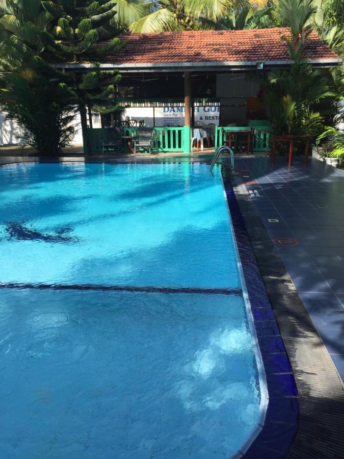 Damith Guest House อูนาวาตูนา ภายนอก รูปภาพ