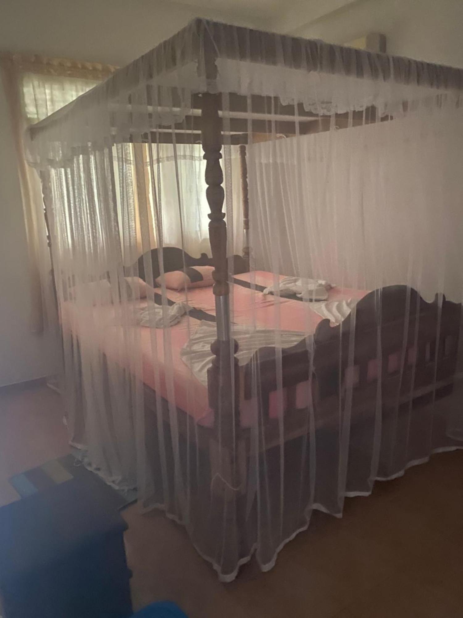 Damith Guest House อูนาวาตูนา ภายนอก รูปภาพ