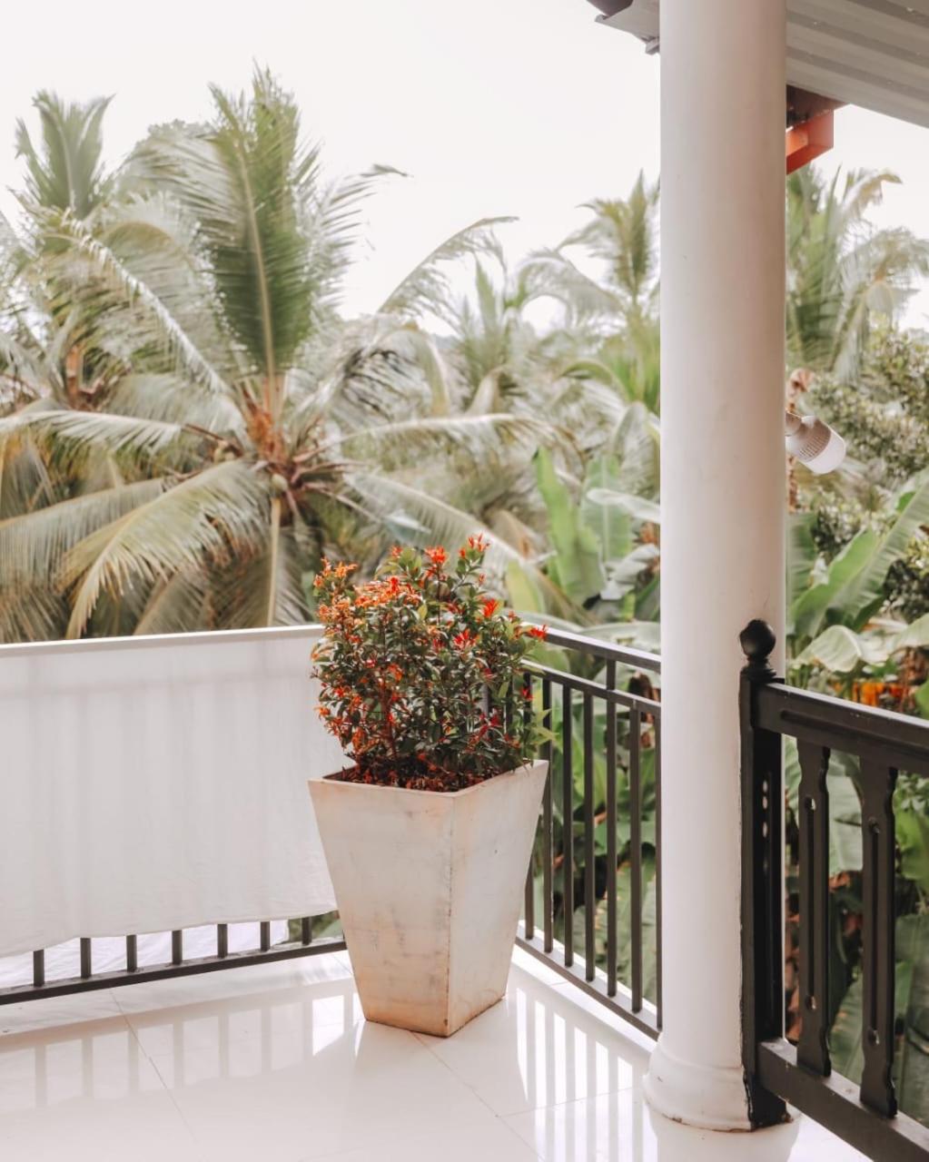 Damith Guest House อูนาวาตูนา ภายนอก รูปภาพ