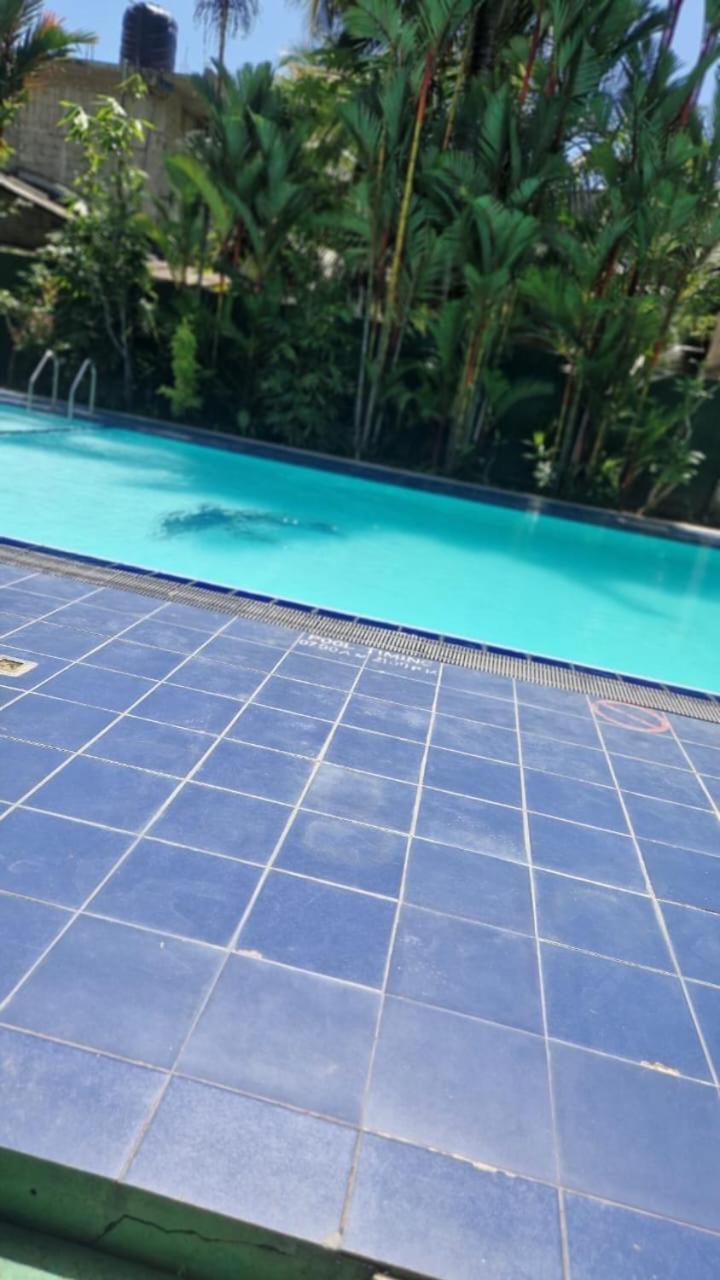 Damith Guest House อูนาวาตูนา ภายนอก รูปภาพ