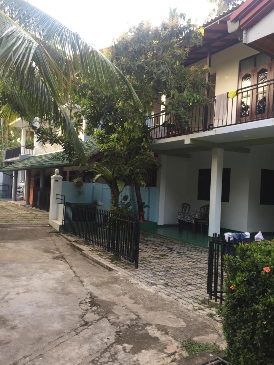 Damith Guest House อูนาวาตูนา ภายนอก รูปภาพ