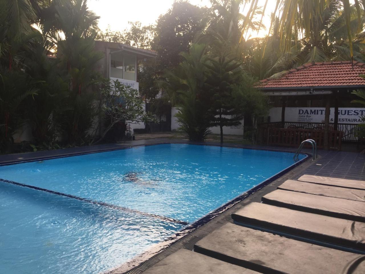Damith Guest House อูนาวาตูนา ภายนอก รูปภาพ