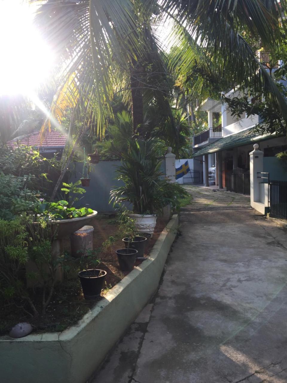 Damith Guest House อูนาวาตูนา ภายนอก รูปภาพ